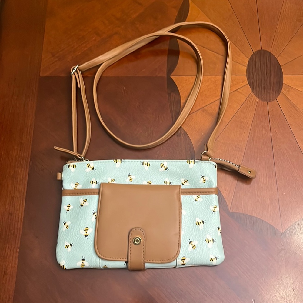 Bee 🐝 crossbody